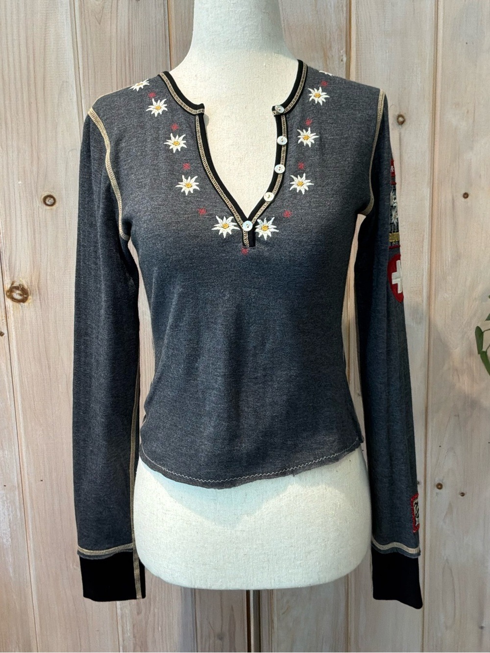 Alp n Rock *ALTERED Henley crop top